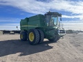 2017 John Deere S680 Combine
