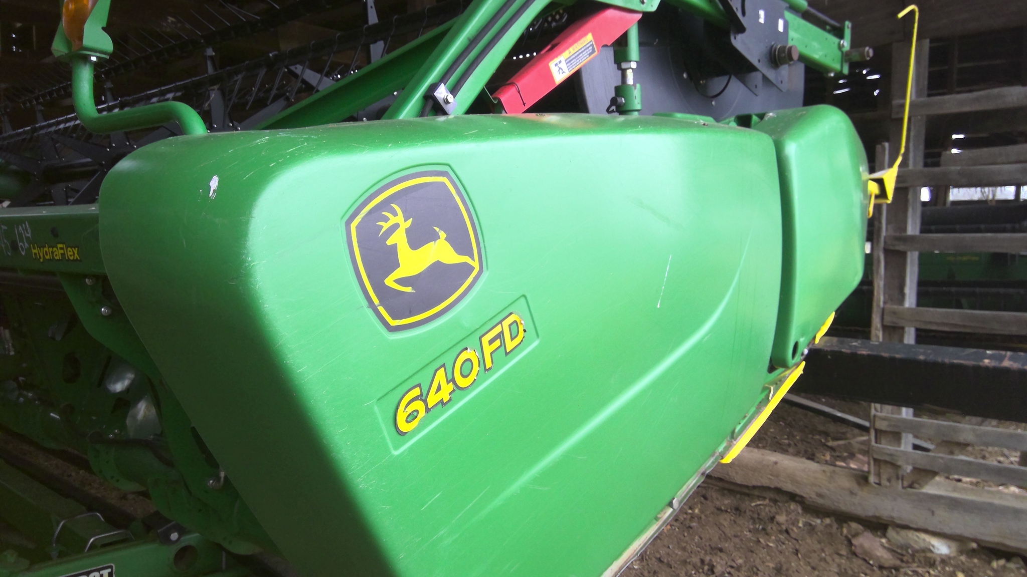 2014 John Deere 640FD Platform