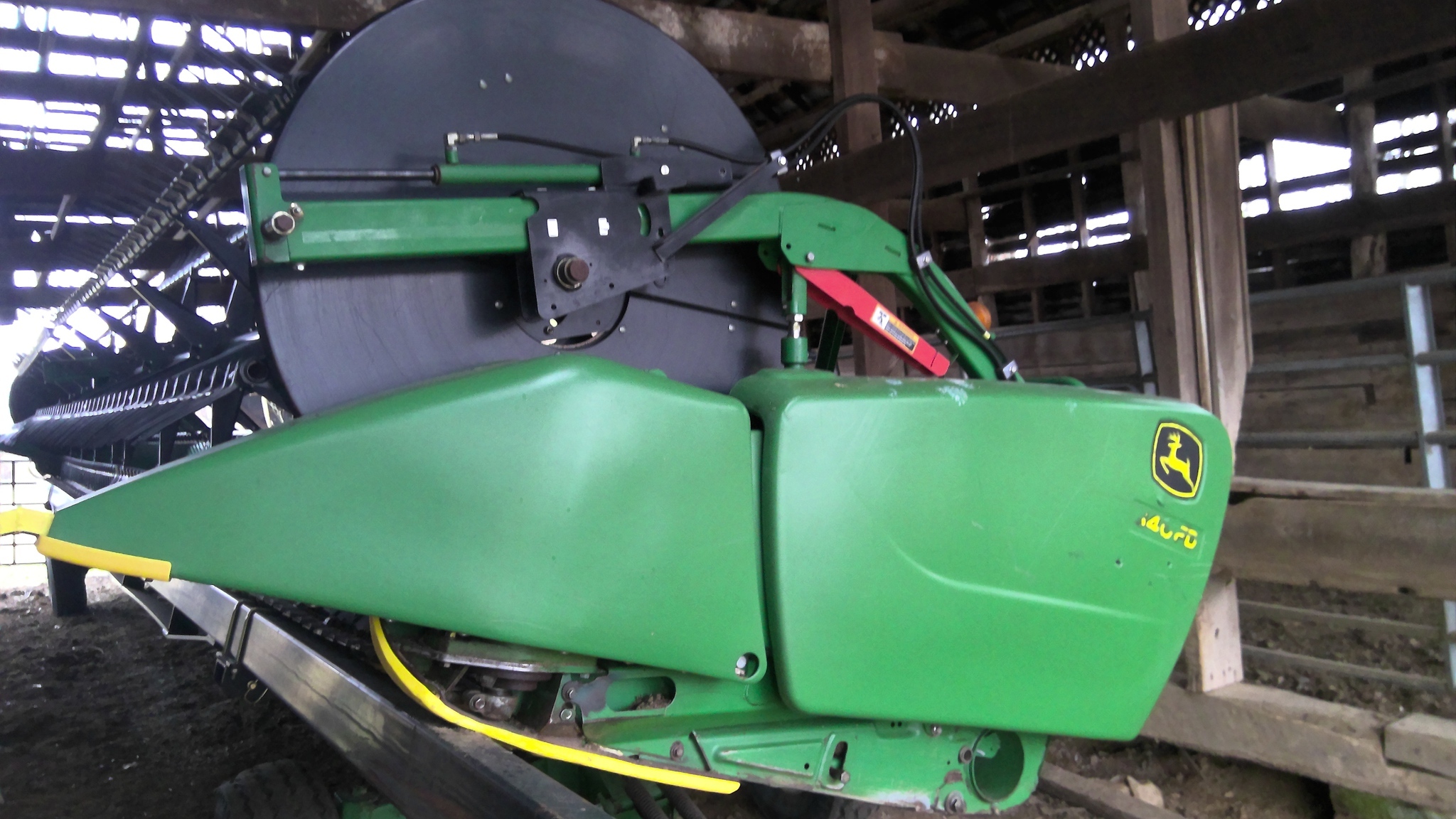 2014 John Deere 640FD Platform