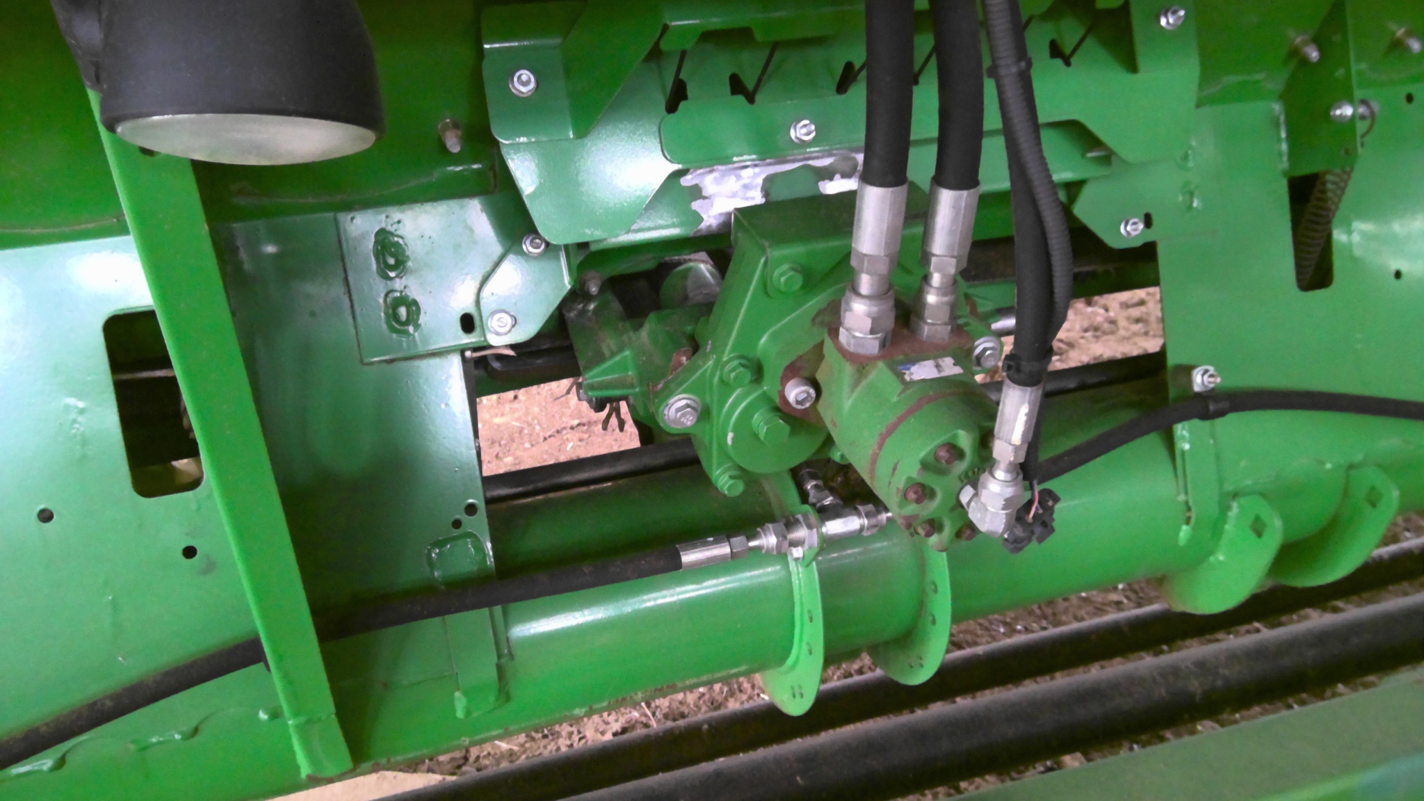2014 John Deere 640FD Platform