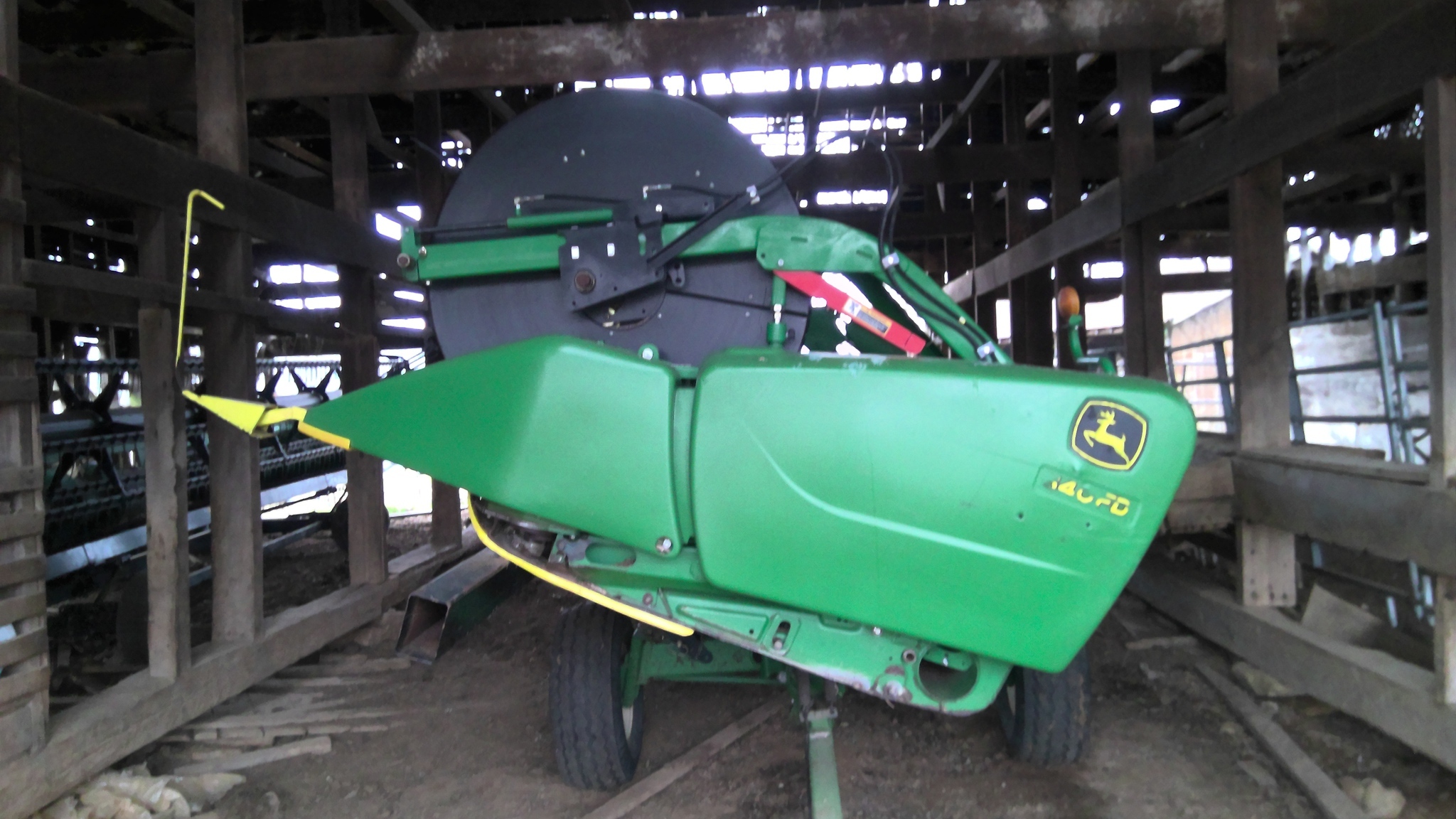 2014 John Deere 640FD Platform