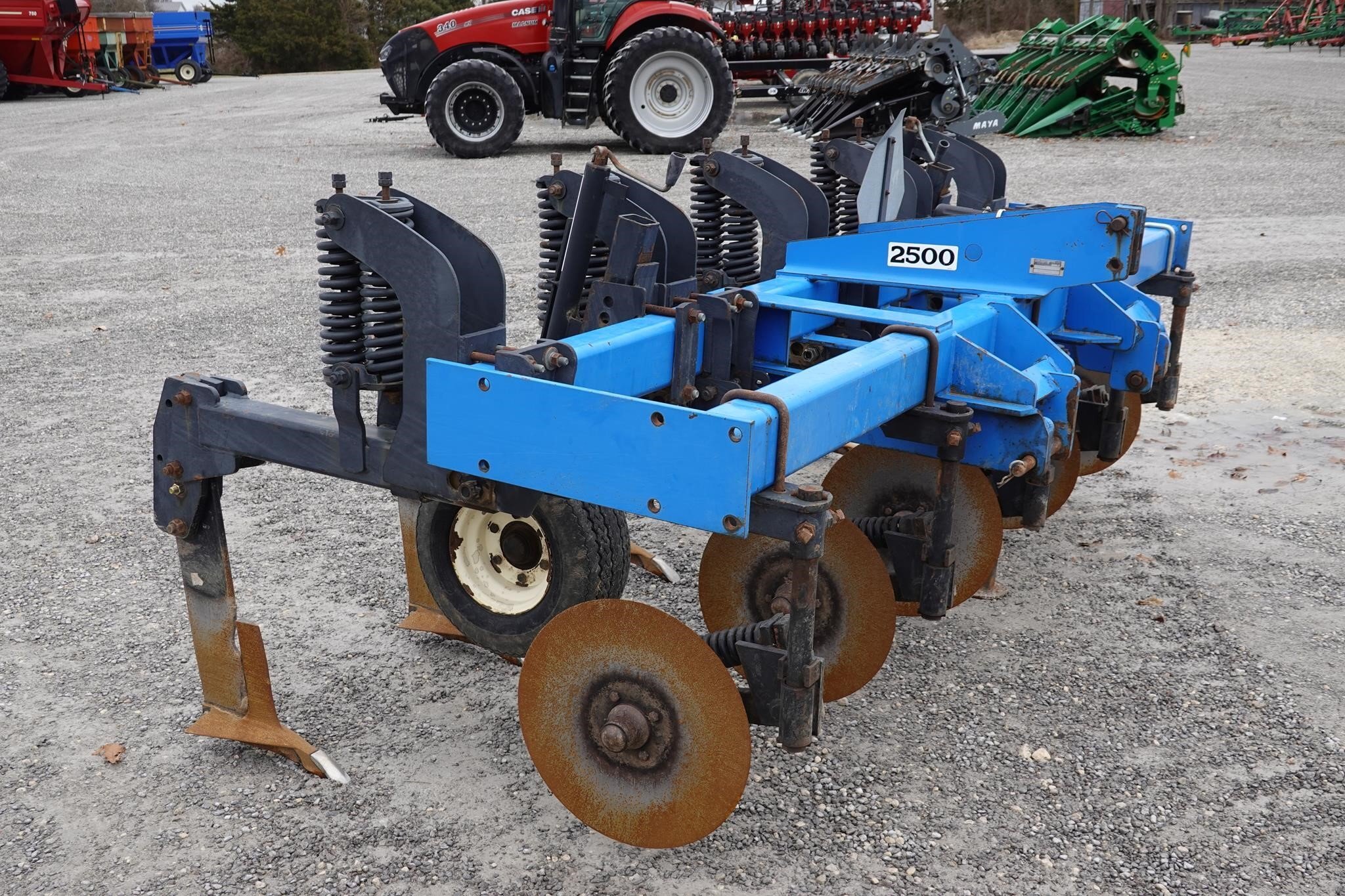 2010 DMI ET2500B Chisel Plow