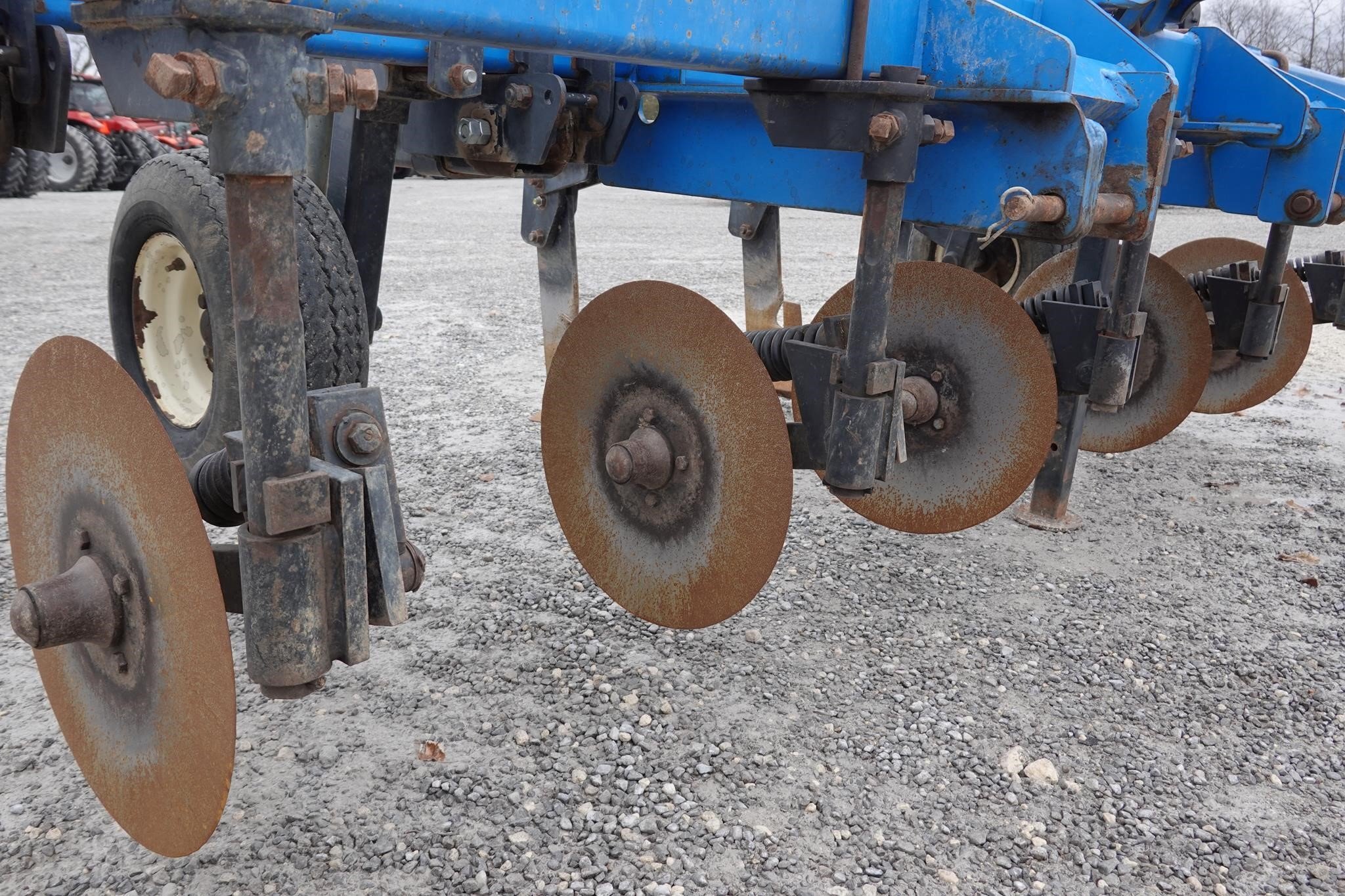 2010 DMI ET2500B Chisel Plow