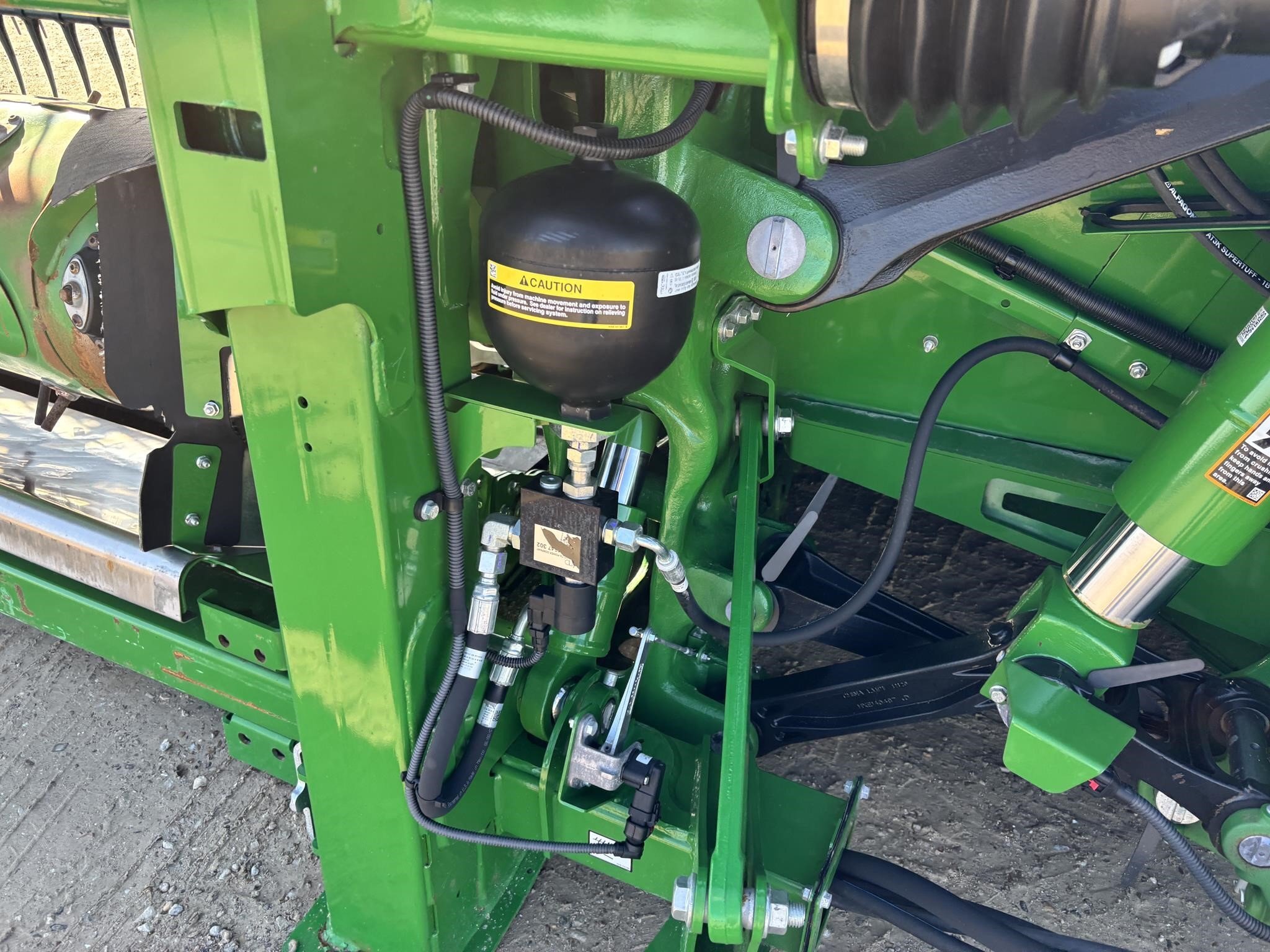 2022 John Deere HD50F Platform