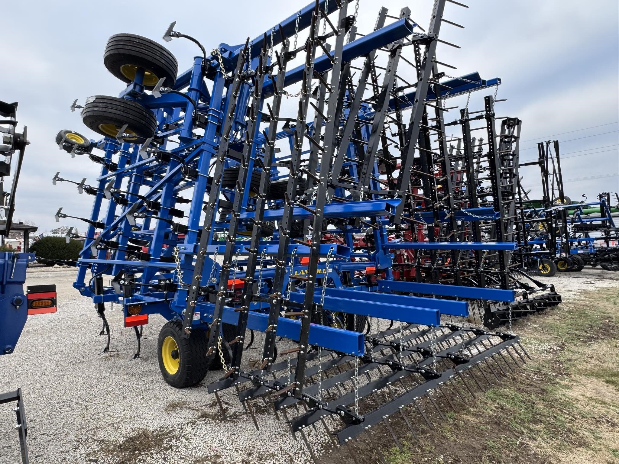  Landoll 9650 Field Cultivator
