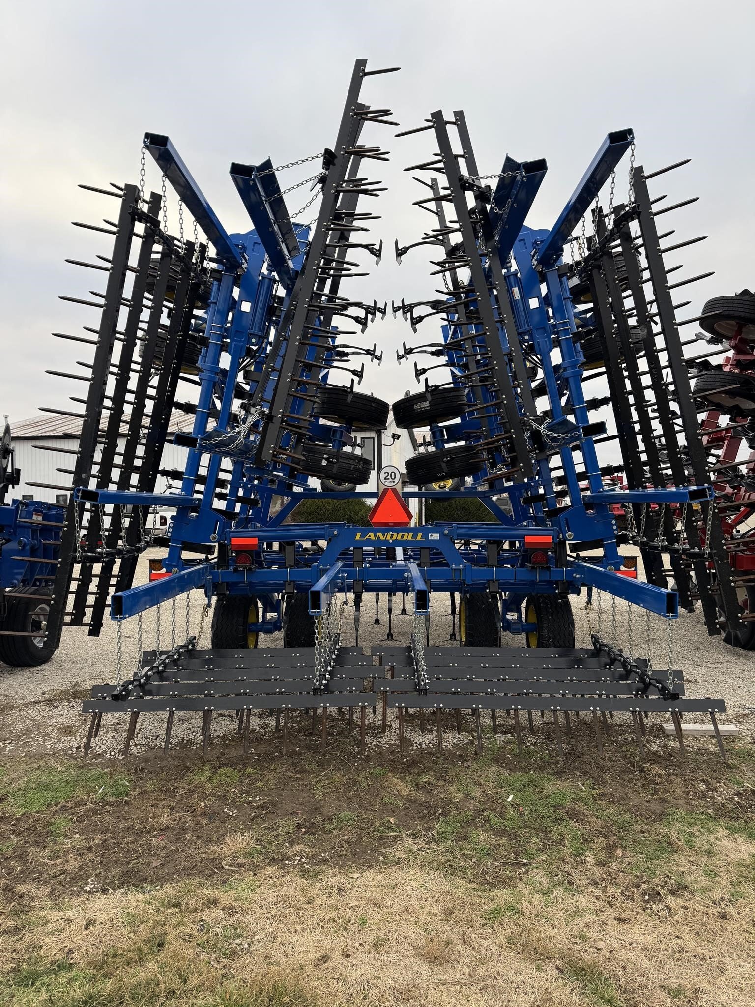  Landoll 9650 Field Cultivator