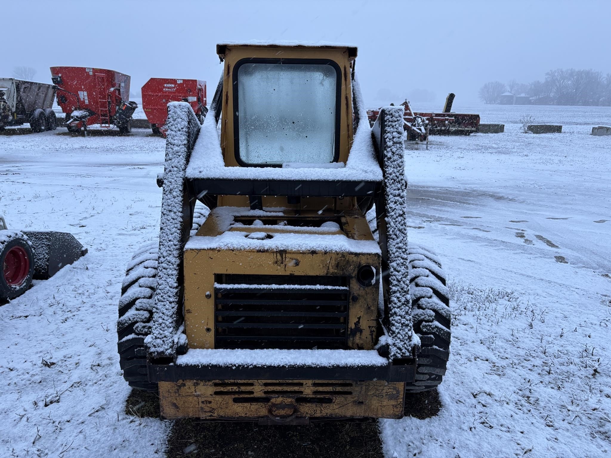  New Holland L553 Skid Steer