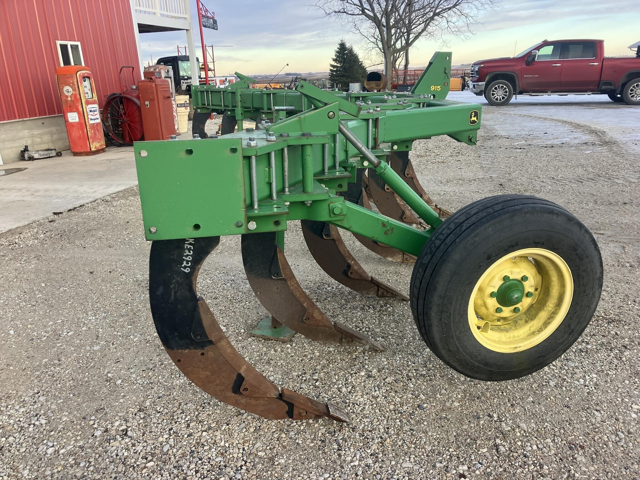 John Deere 915 V Ripper - $18,500 | Machinery Pete