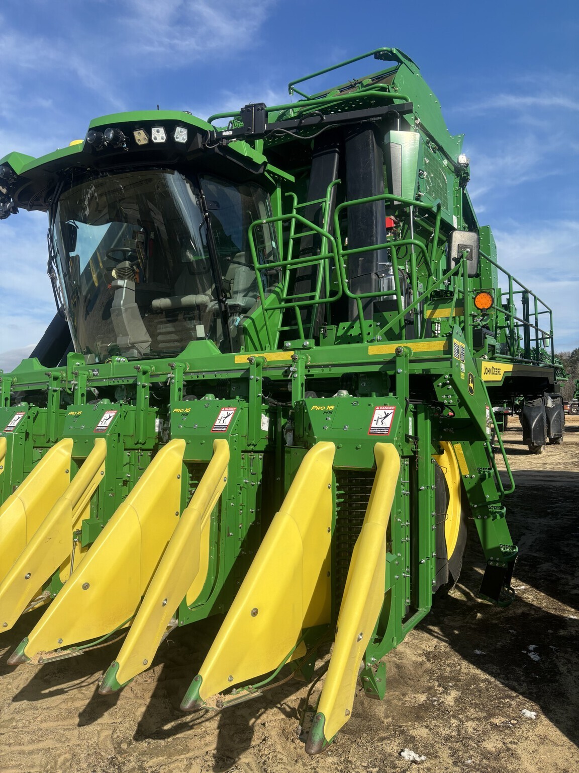 2023 John Deere CP770 Cotton Equipment
