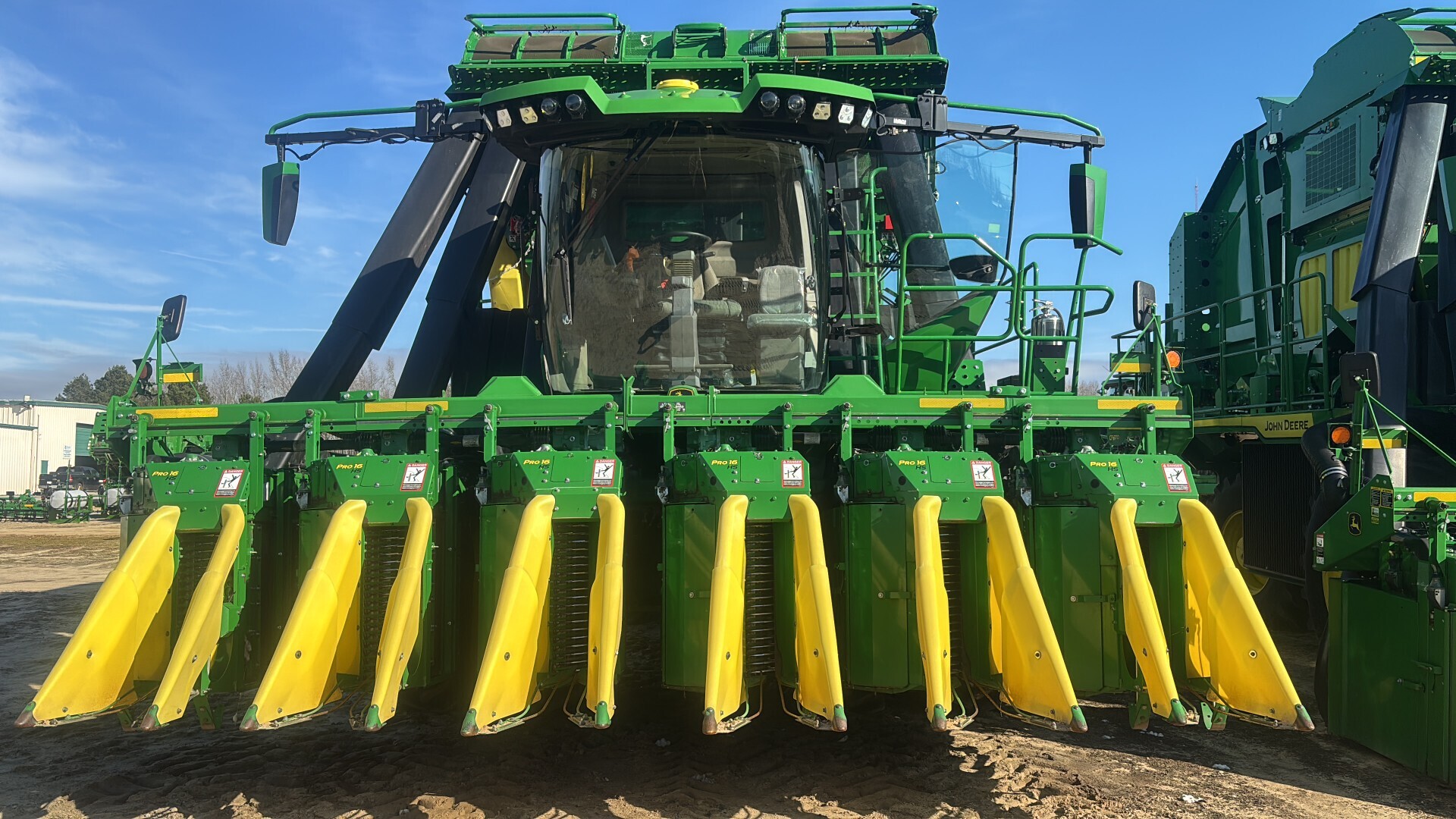 2023 John Deere CP770 Cotton Equipment