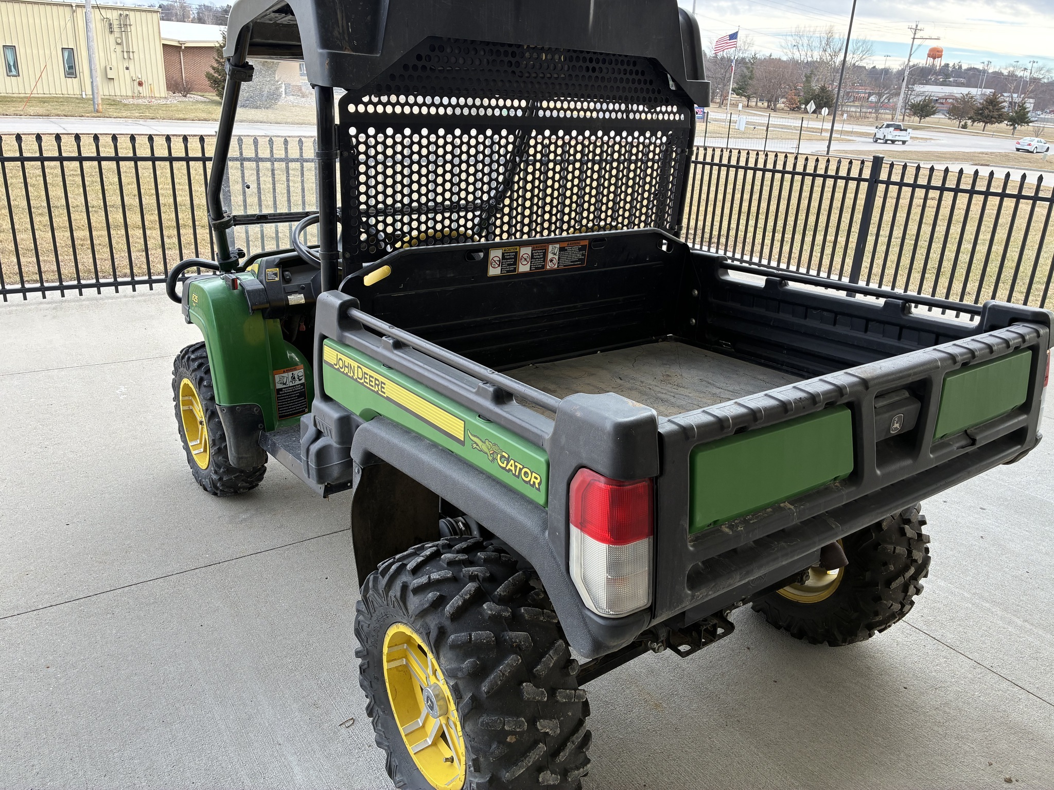 2015 John Deere Gator XUV 825I ATVs and Utility Vehicle