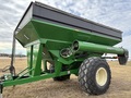 2013 Brent 1082 Grain Cart