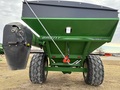 2013 Brent 1082 Grain Cart