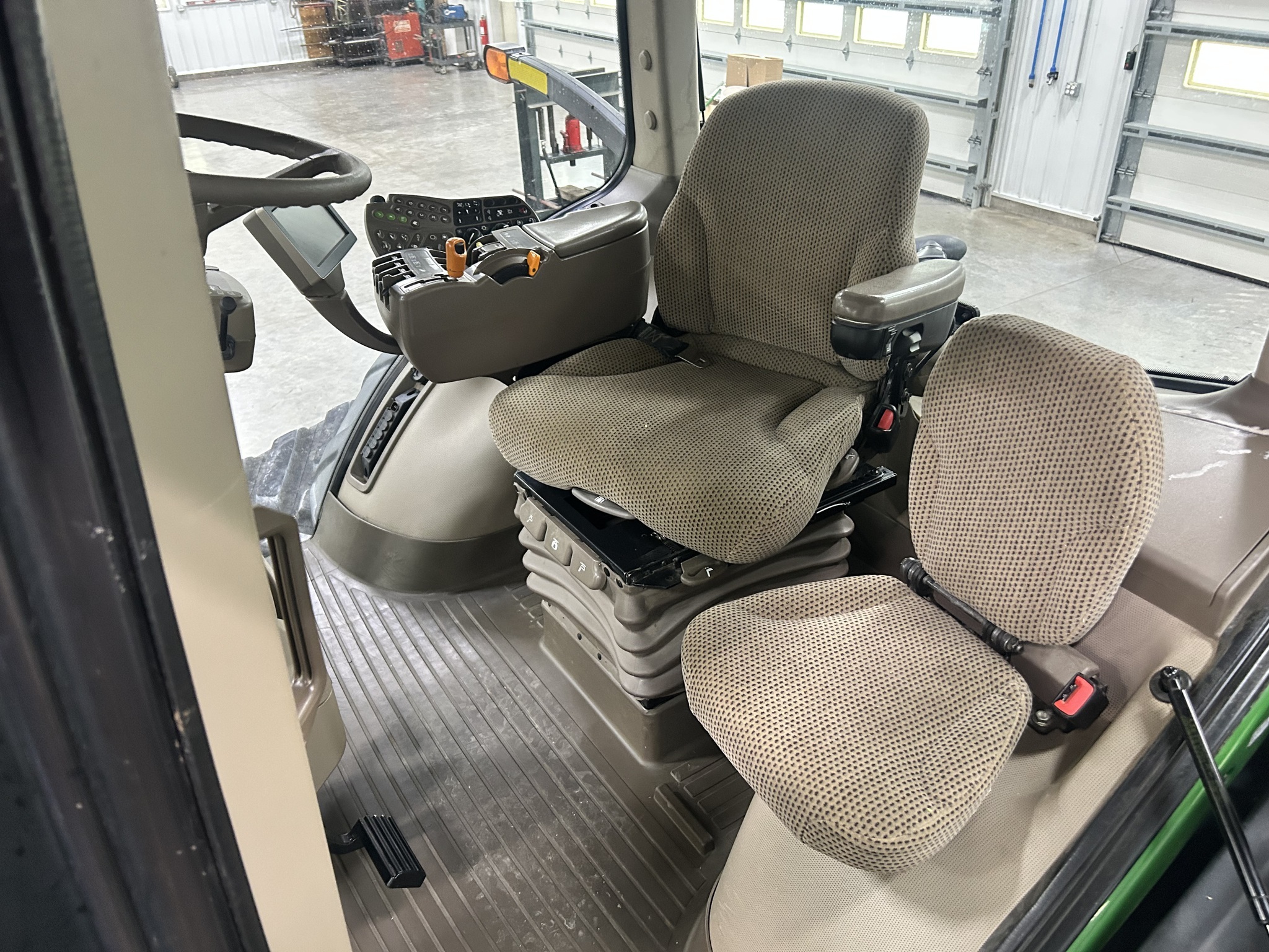 2013 John Deere 8360RT Tractor