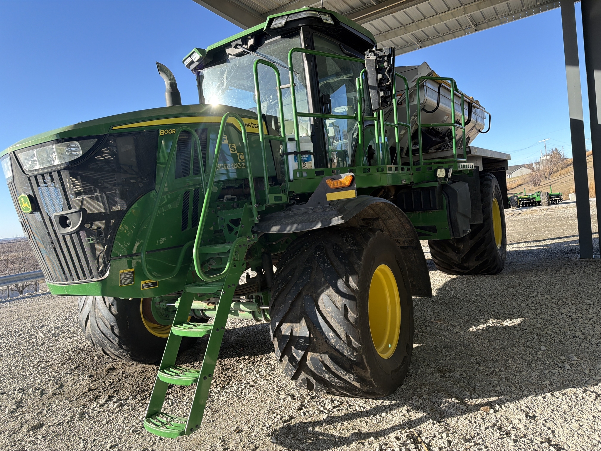 2023 John Deere 800R Self-Propelled Fertilizer Spreader