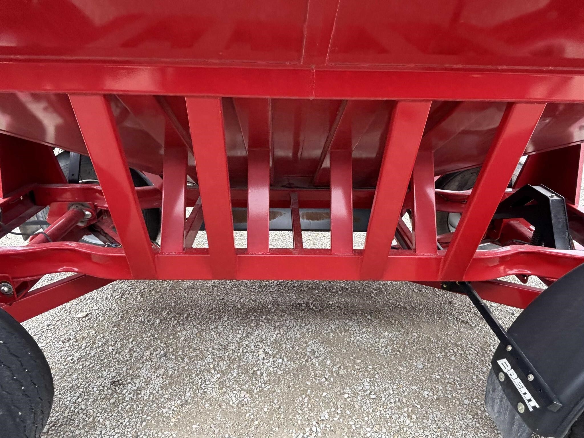 2022 Brent 557 Gravity Wagon