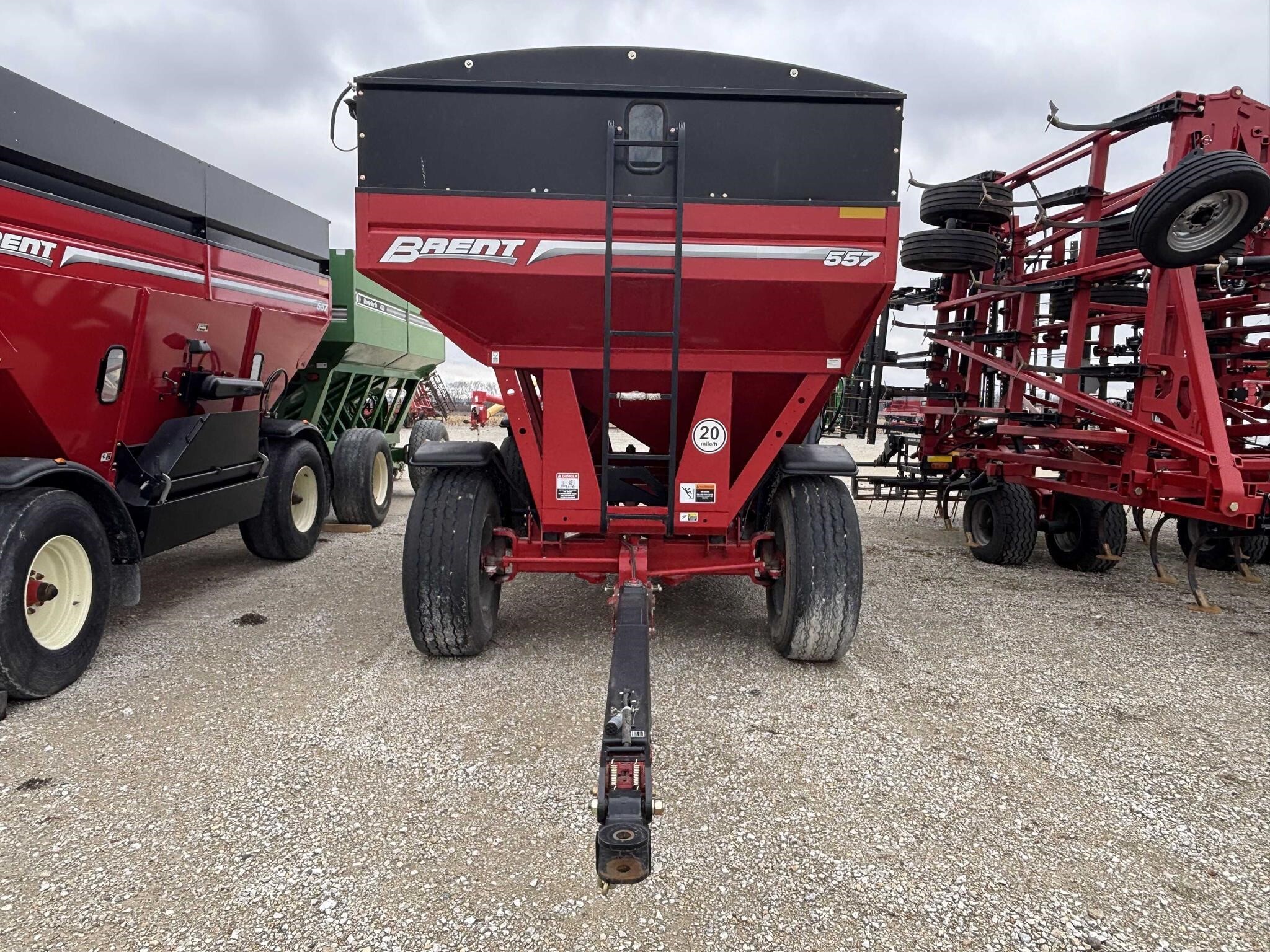 2022 Brent 557 Gravity Wagon