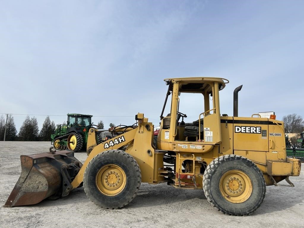 2000 Deere 444H Wheel Loader