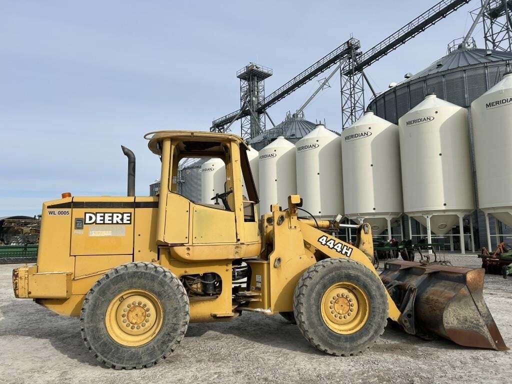 2000 Deere 444H Wheel Loader