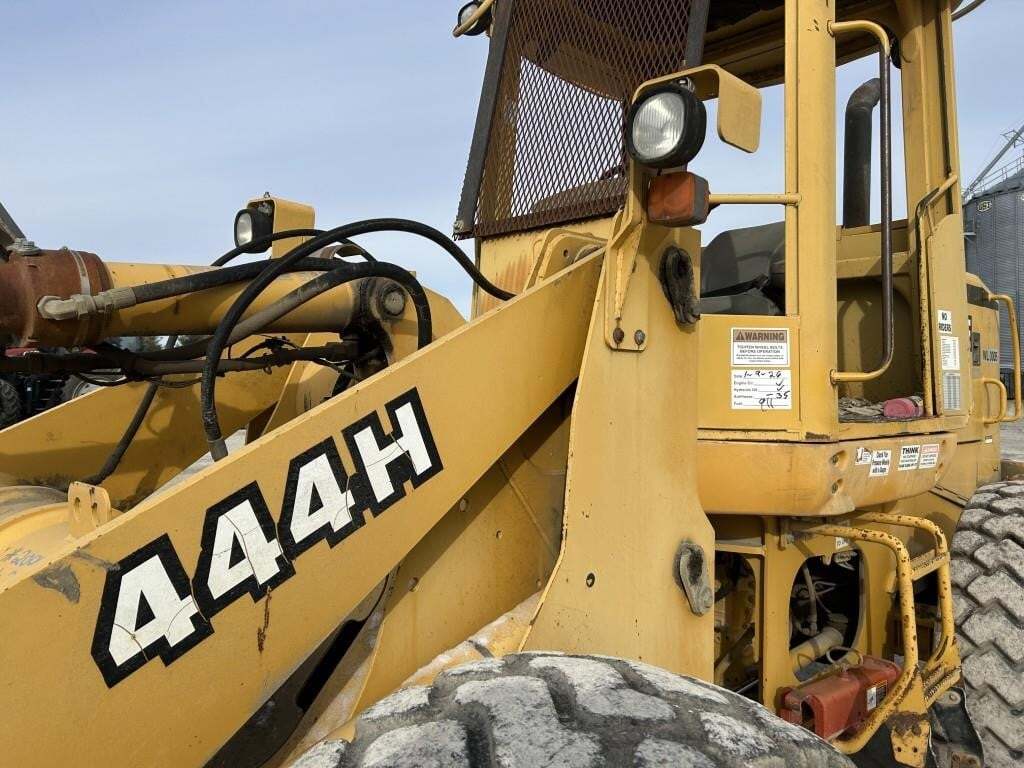 2000 Deere 444H Wheel Loader