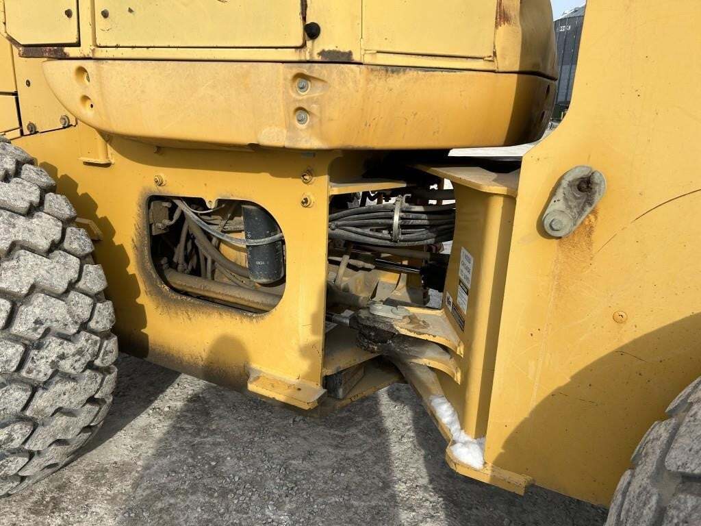 2000 Deere 444H Wheel Loader