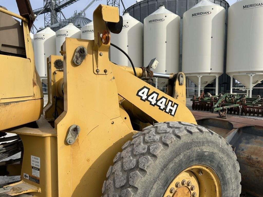 2000 Deere 444H Wheel Loader