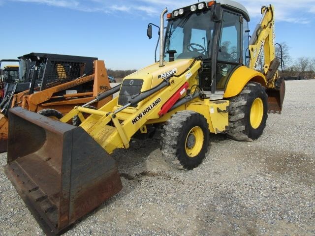 2006 New Holland B95LR Backhoe