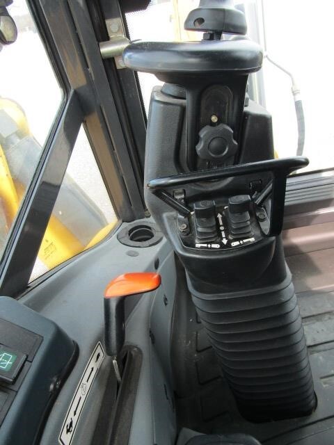 2006 New Holland B95LR Backhoe