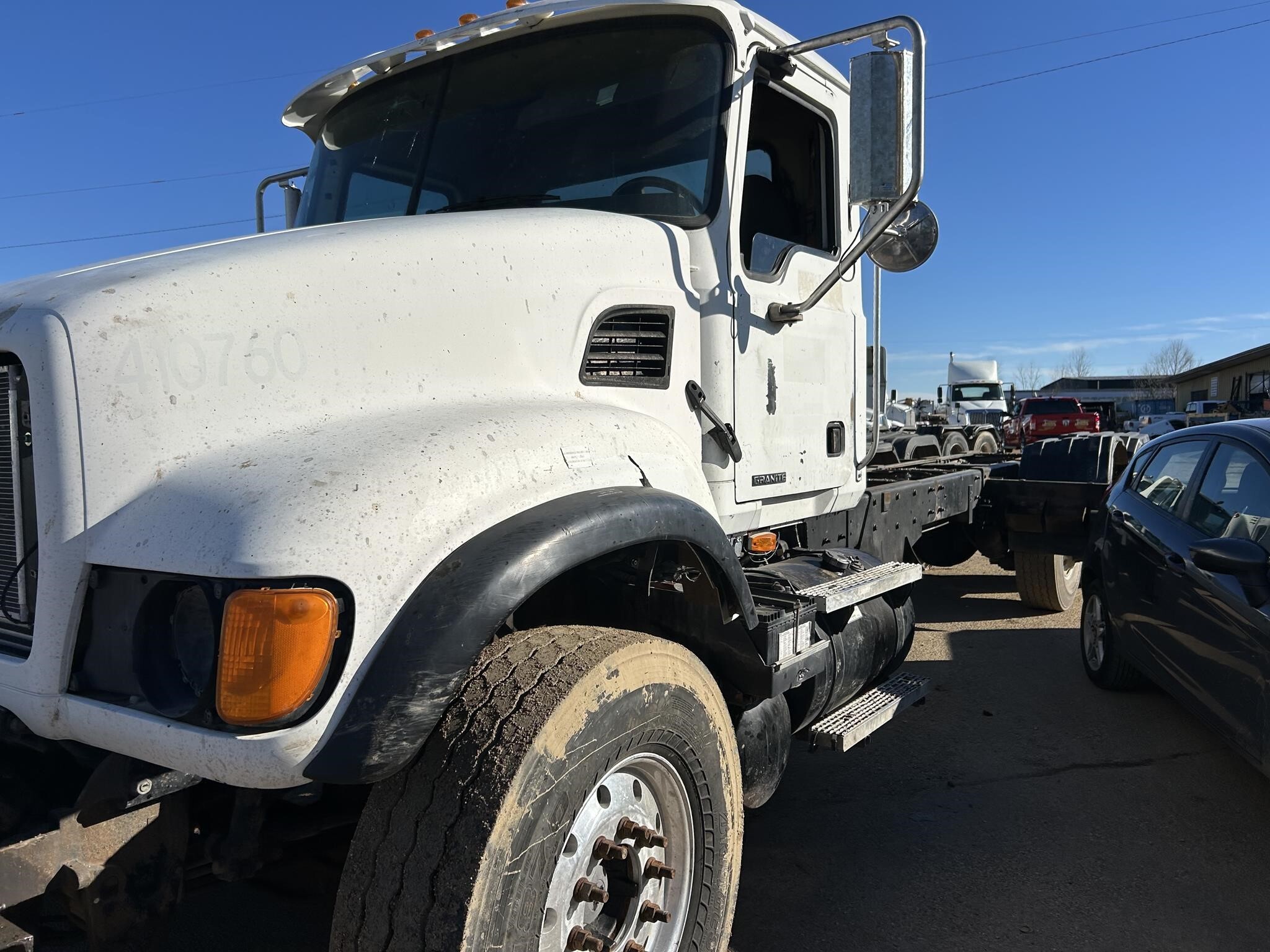 2005 Mack Granite CV713 Dump Trucks/Trailer