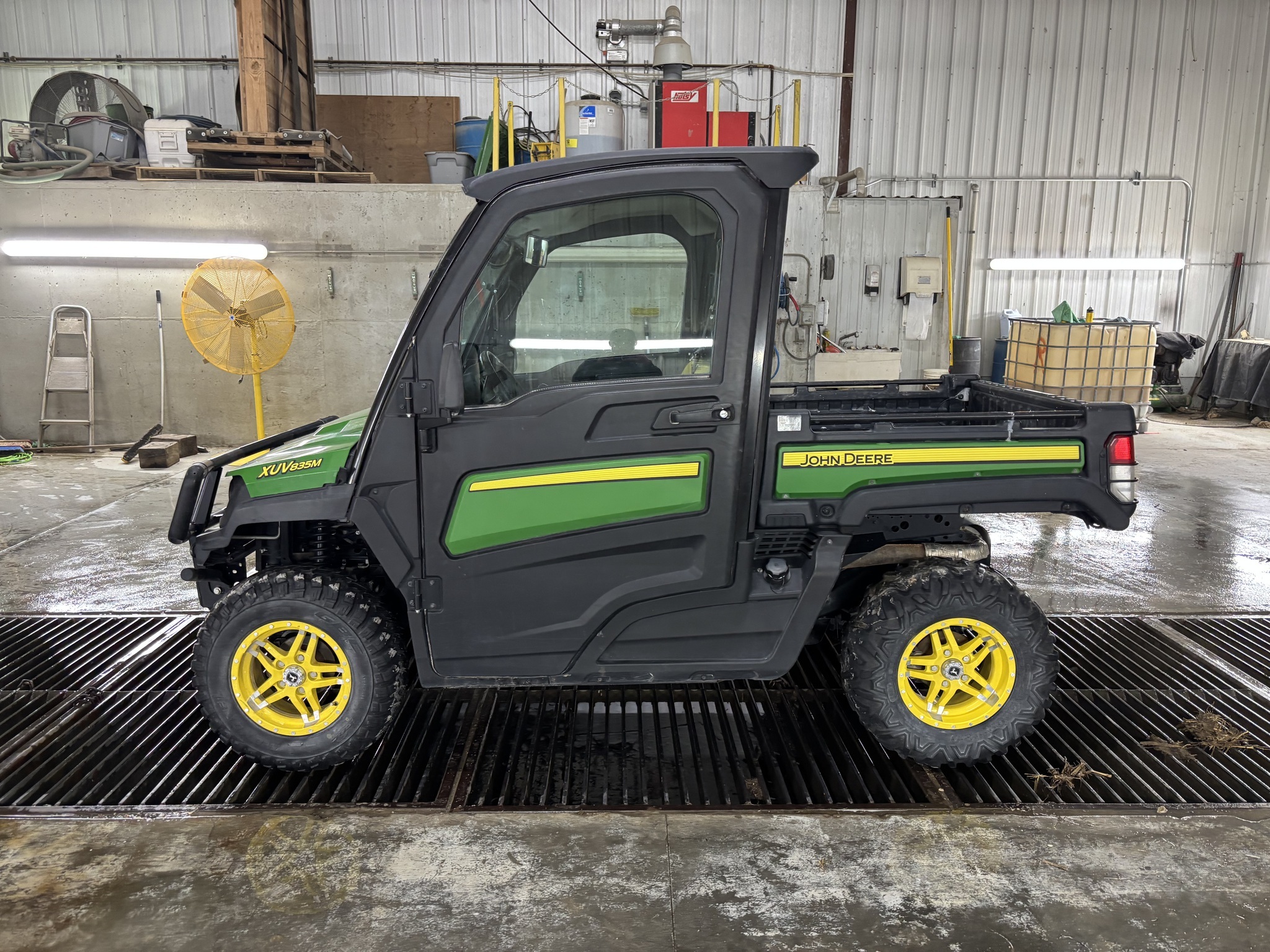 2018 John Deere XUV 835M ATVs and Utility Vehicle