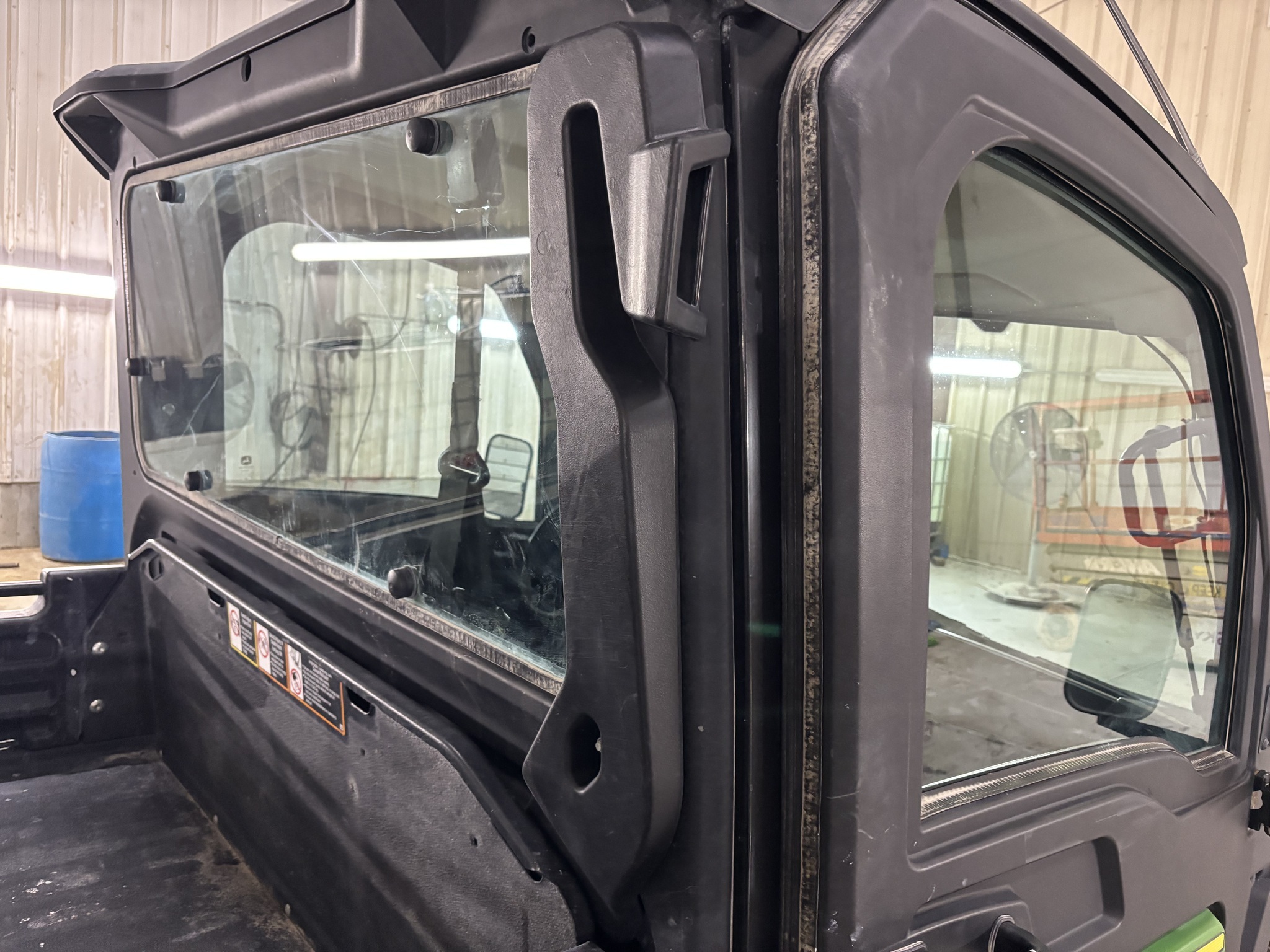 2018 John Deere XUV 835M ATVs and Utility Vehicle