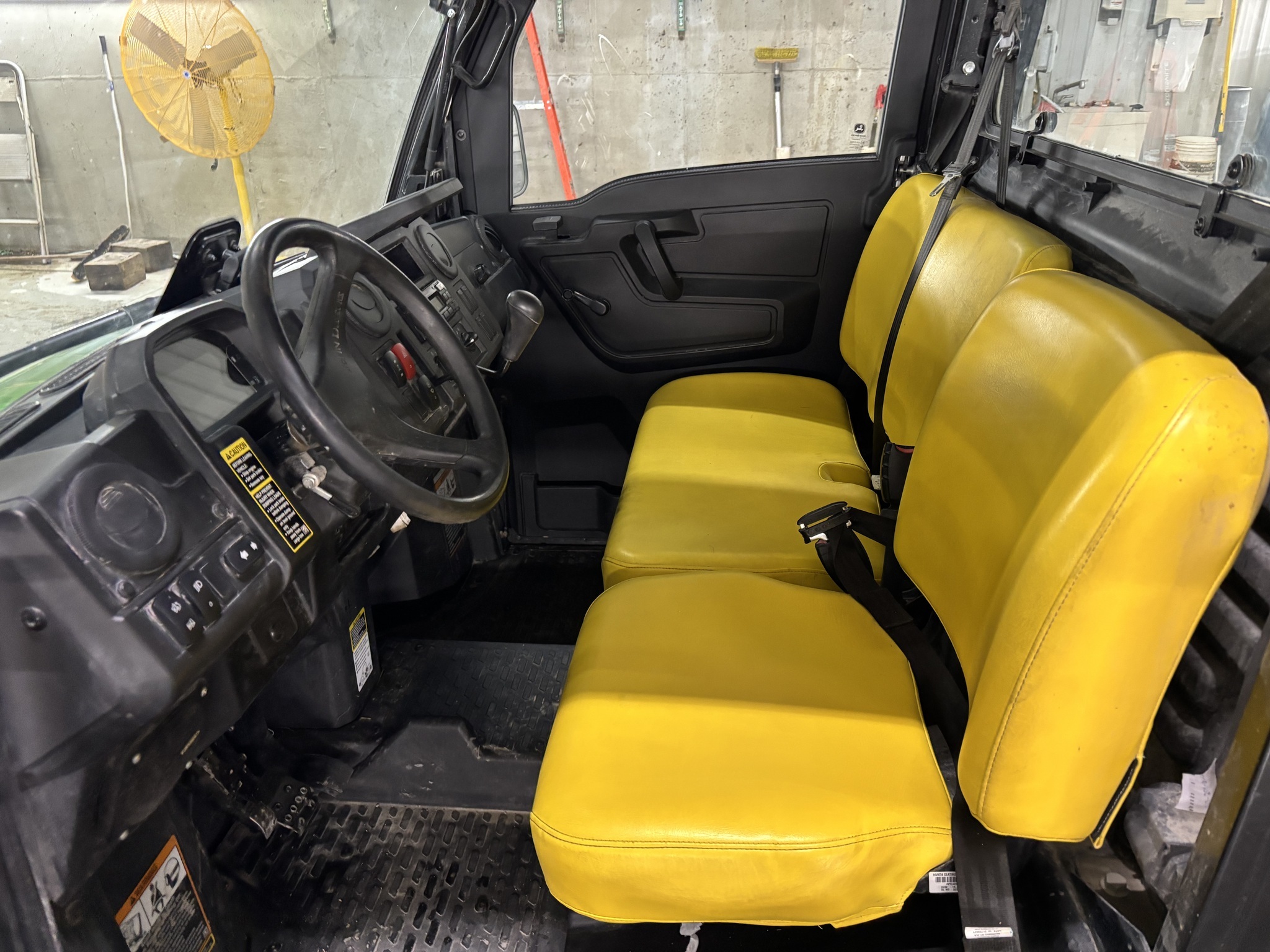 2018 John Deere XUV 835M ATVs and Utility Vehicle