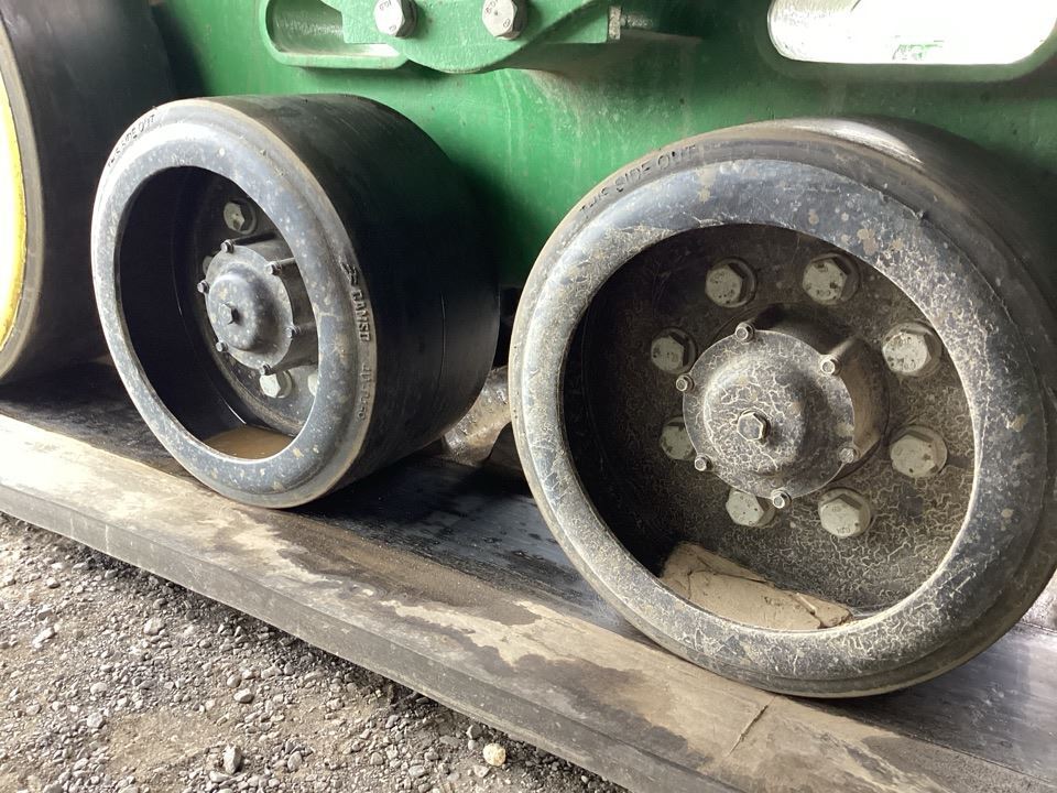 2023 John Deere 9RX 590 Tractor