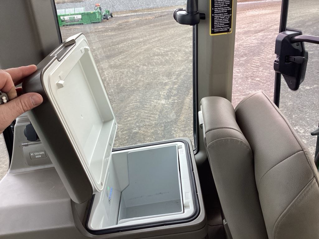 2023 John Deere 9RX 590 Tractor