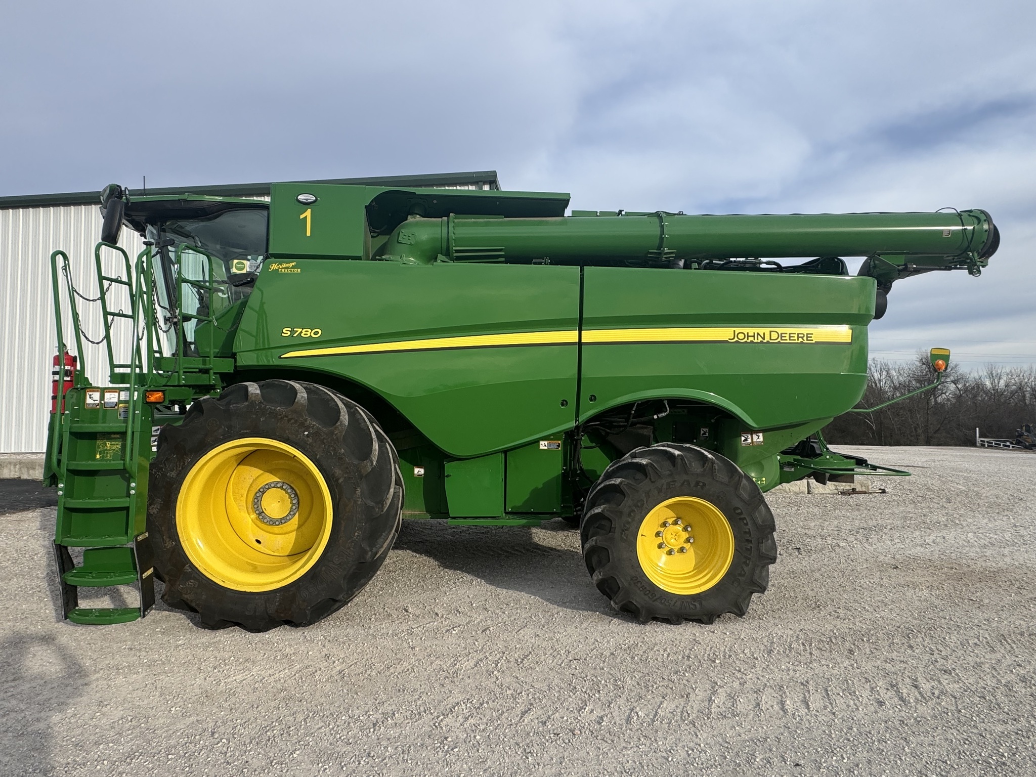 2024 John Deere S780 Combine