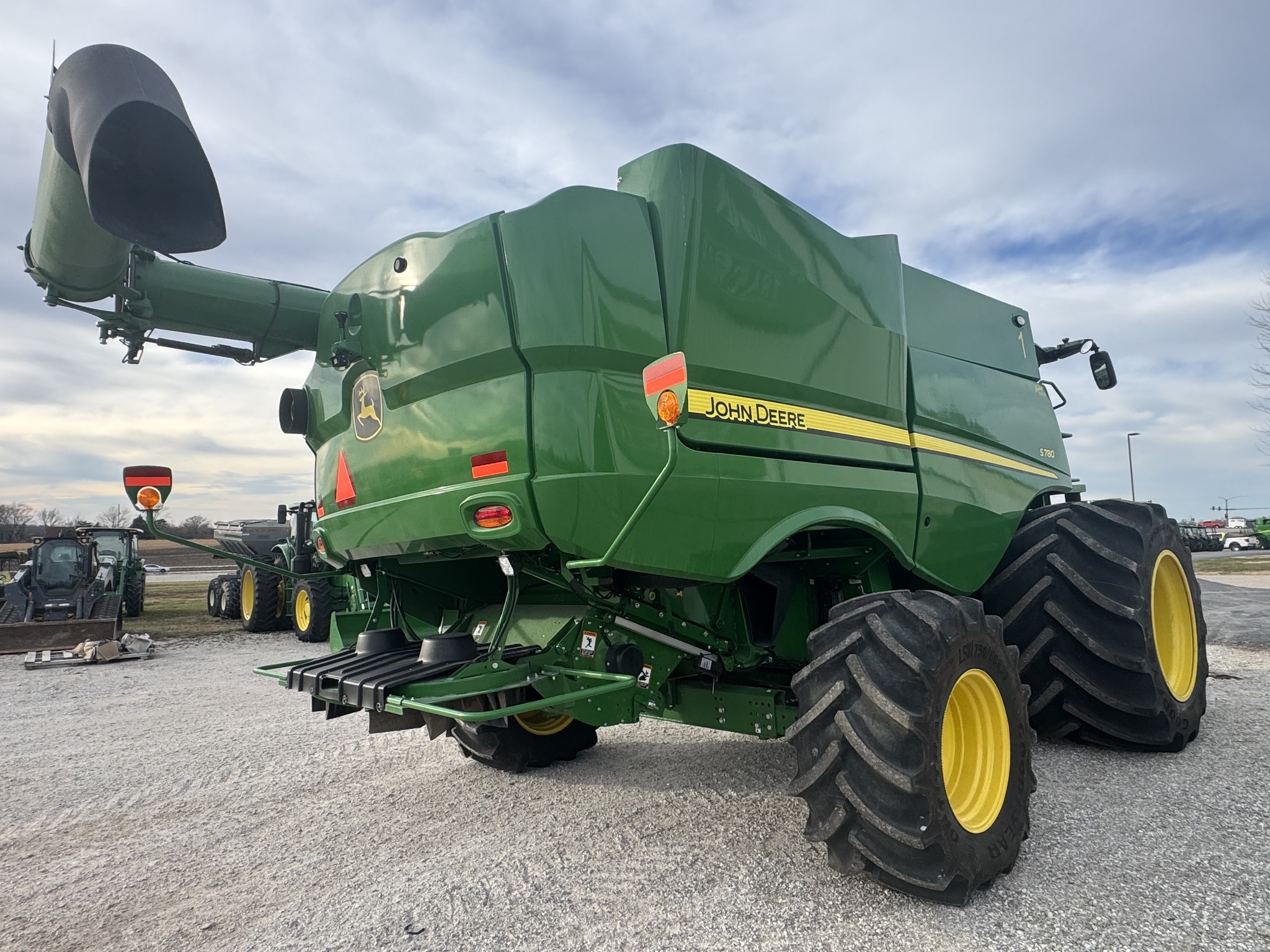 2024 John Deere S780 Combine