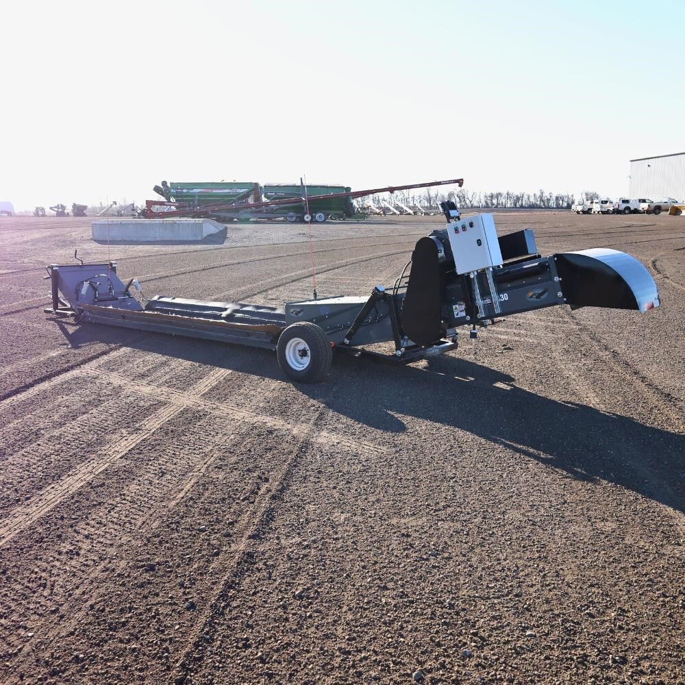 2026 Soaring Eagle SA30 Grain Bag Unloader