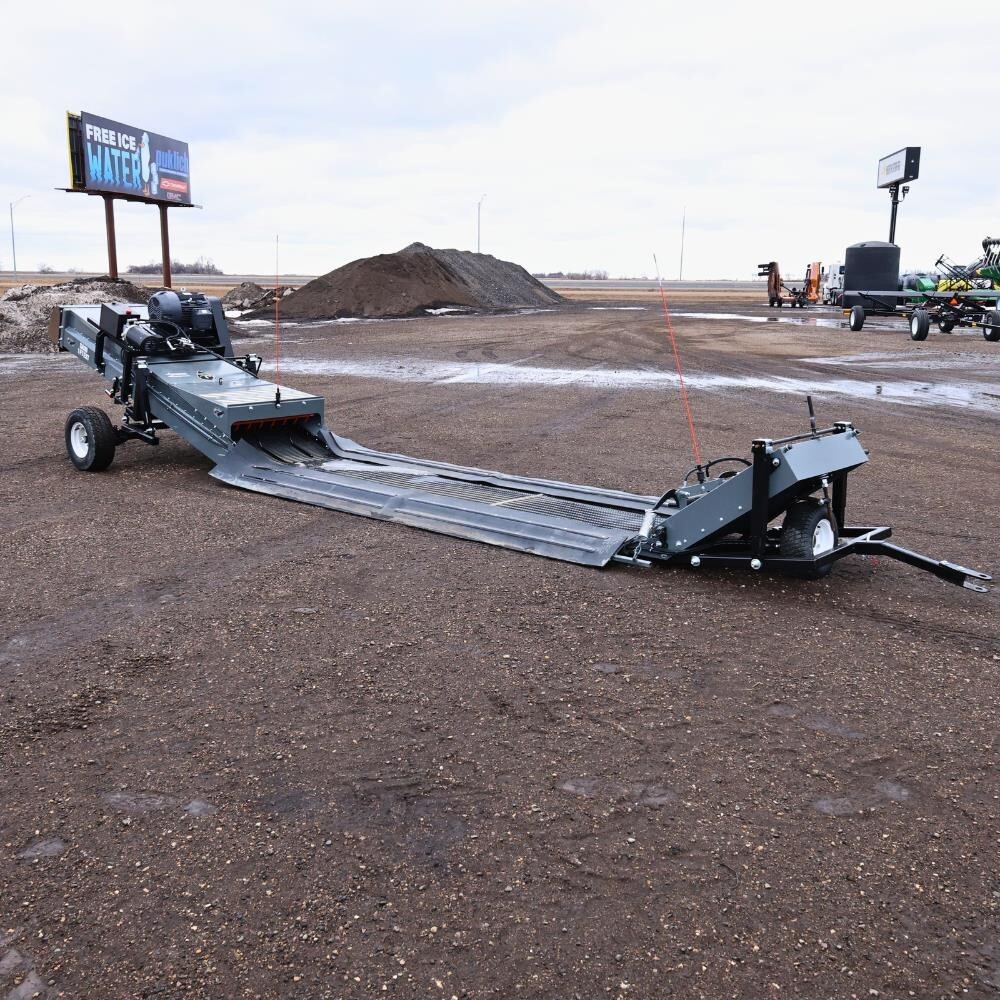 2026 Soaring Eagle SA30 Grain Bag Unloader