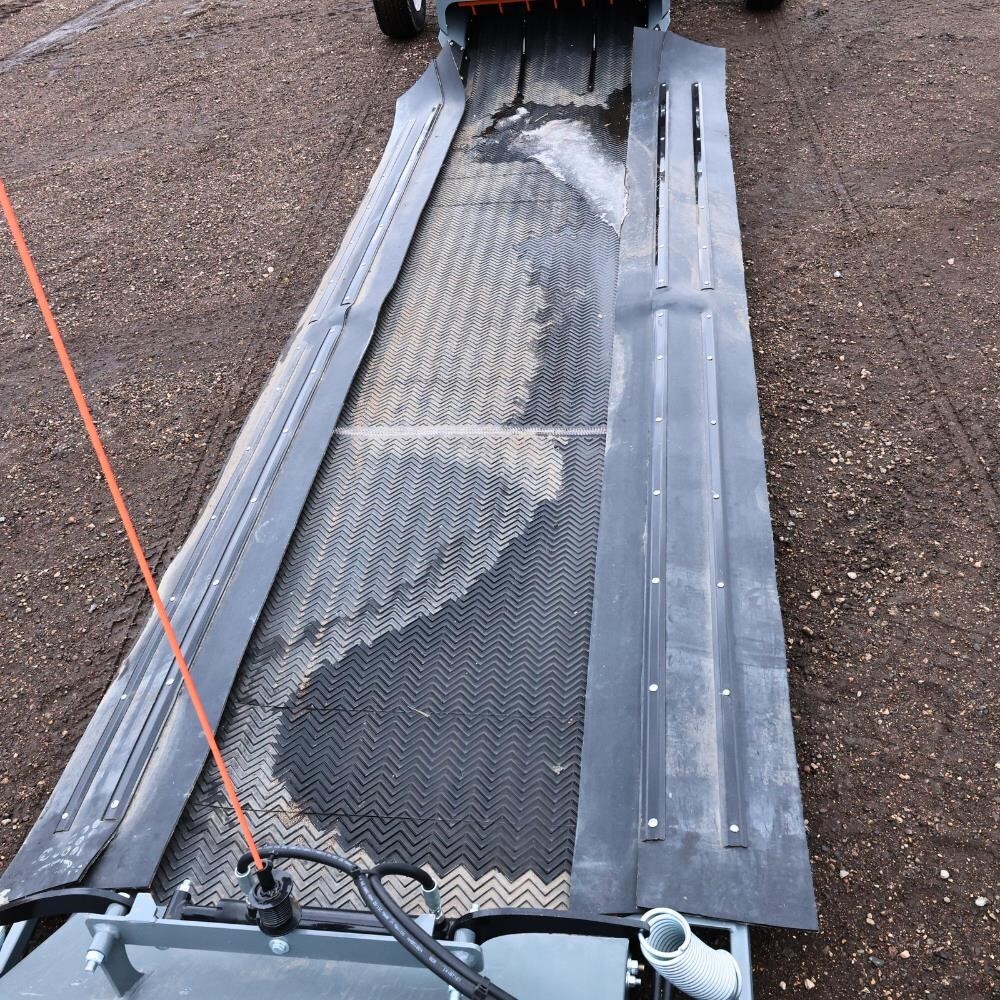 2026 Soaring Eagle SA30 Grain Bag Unloader