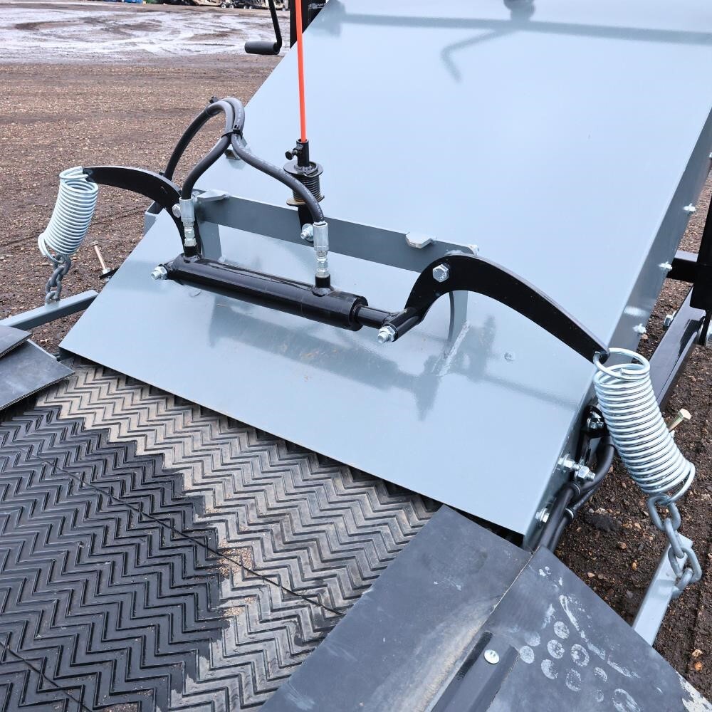 2026 Soaring Eagle SA30 Grain Bag Unloader
