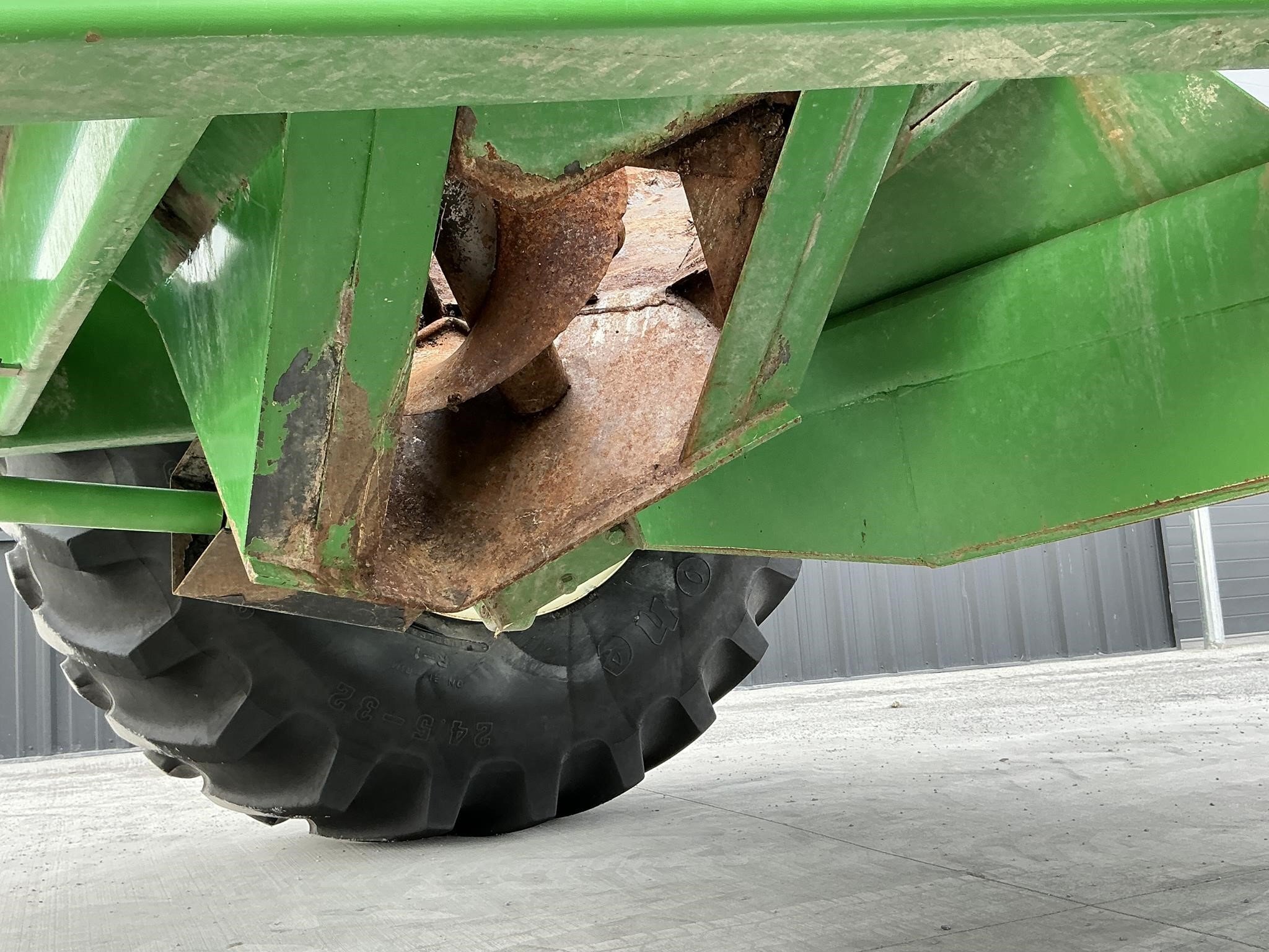  J&M 620-14 Grain Cart