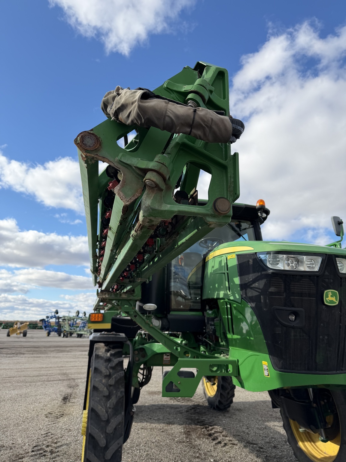2018 John Deere R4038 Self-Propelled Sprayer