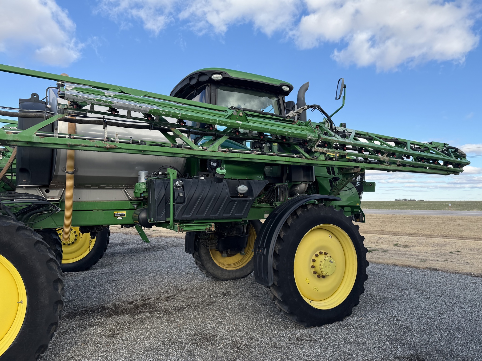 2018 John Deere R4038 Self-Propelled Sprayer