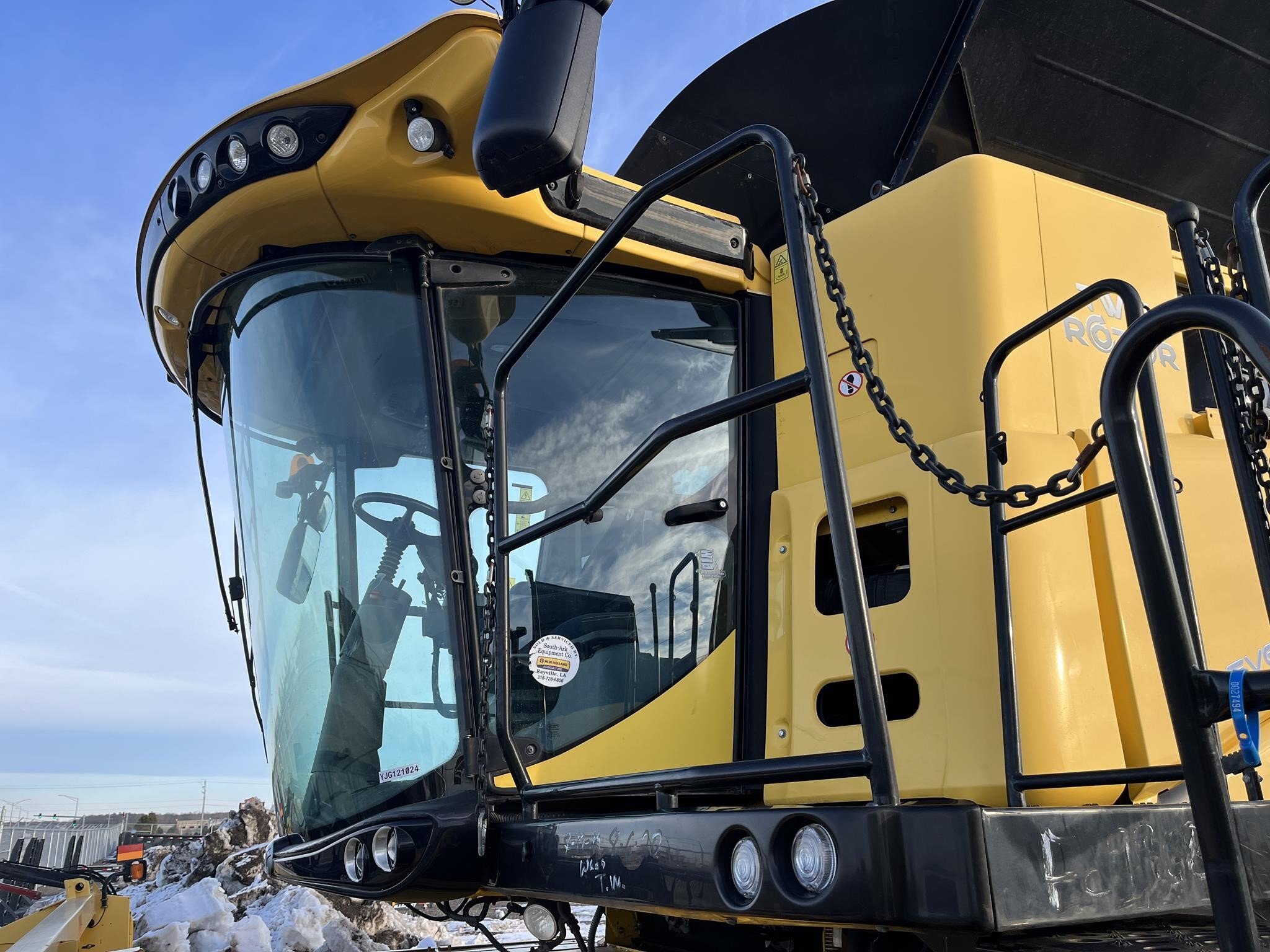 2019 New Holland CR8.90 Combine
