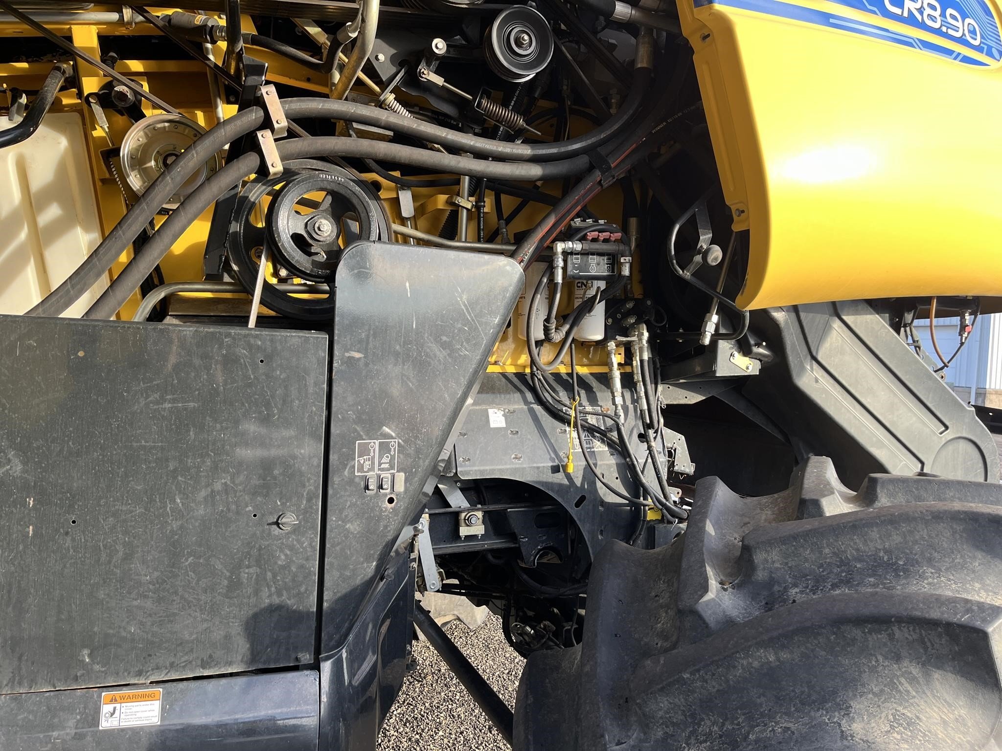 2019 New Holland CR8.90 Combine