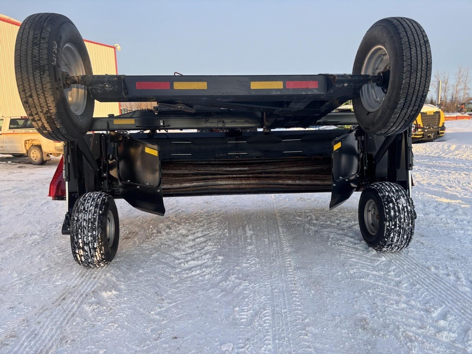 2023 MacDon R116PT Pull-Type Windrowers and Swather