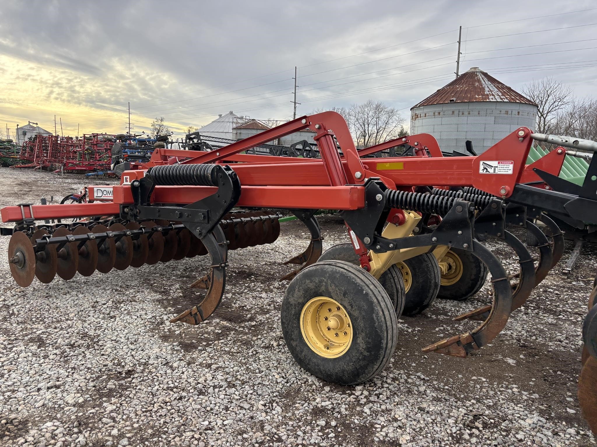 2009 Krause Dominator 4850 Disk Chisel