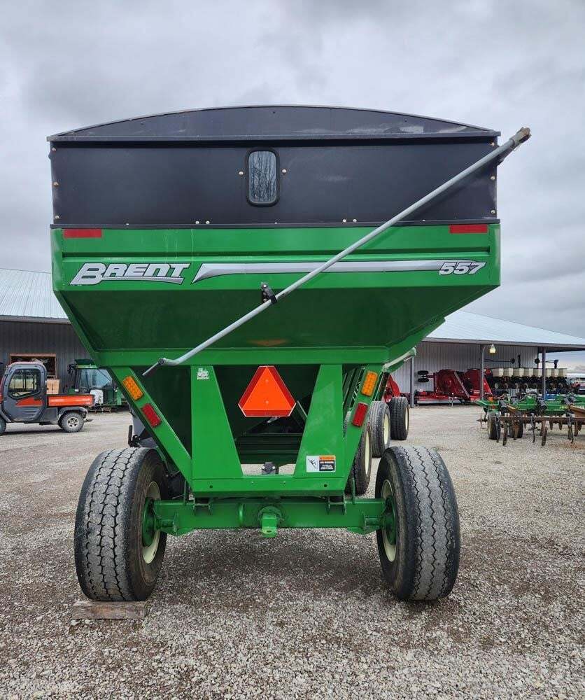  Brent 557 Gravity Wagon