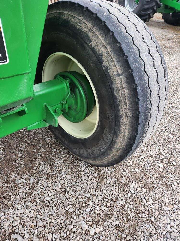  Brent 557 Gravity Wagon