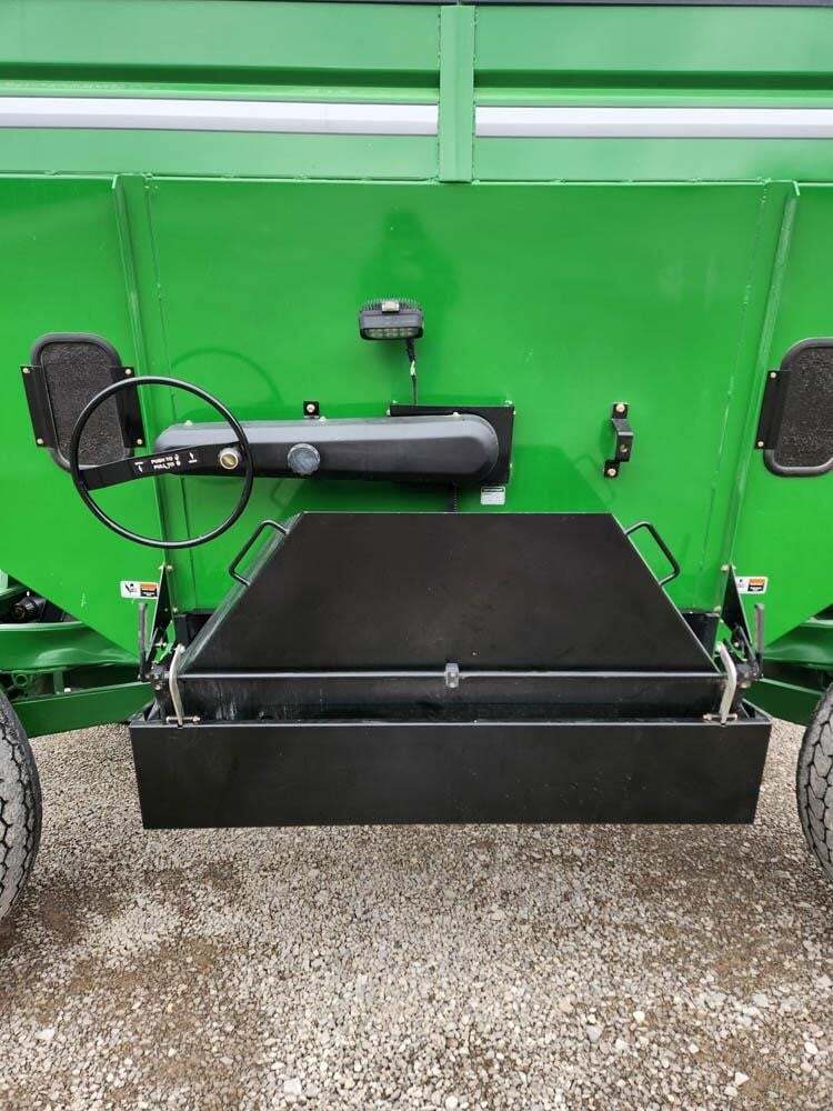  Brent 557 Gravity Wagon